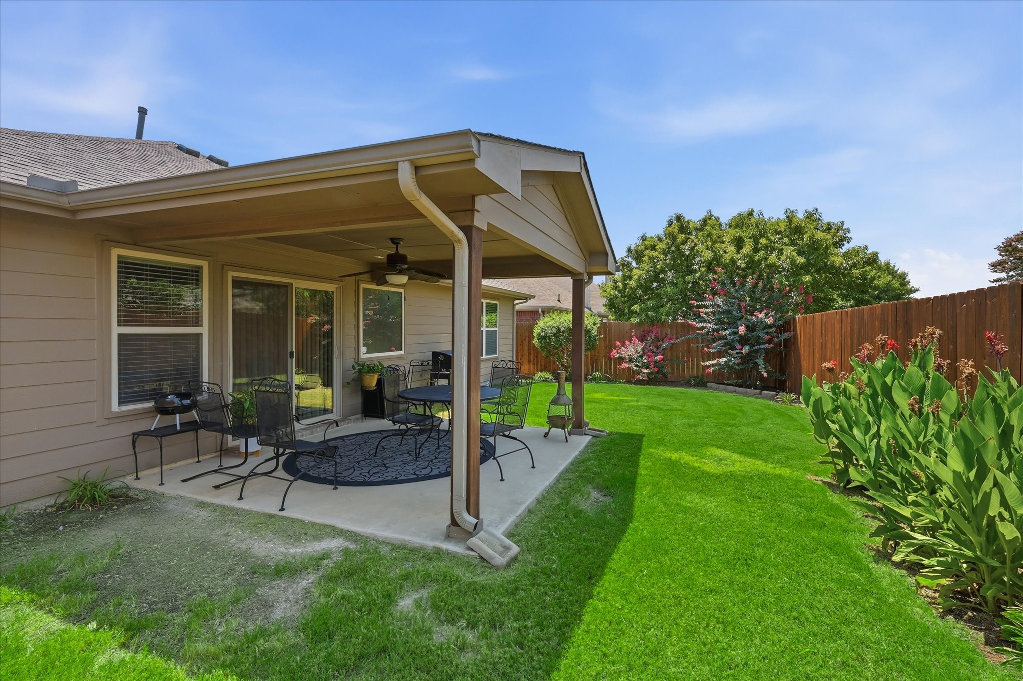 8845 Golden Sunset Trail