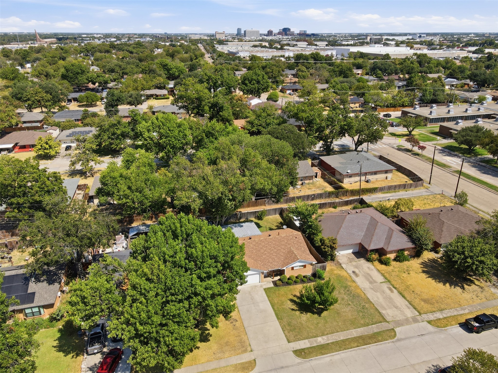433 La Salle Drive