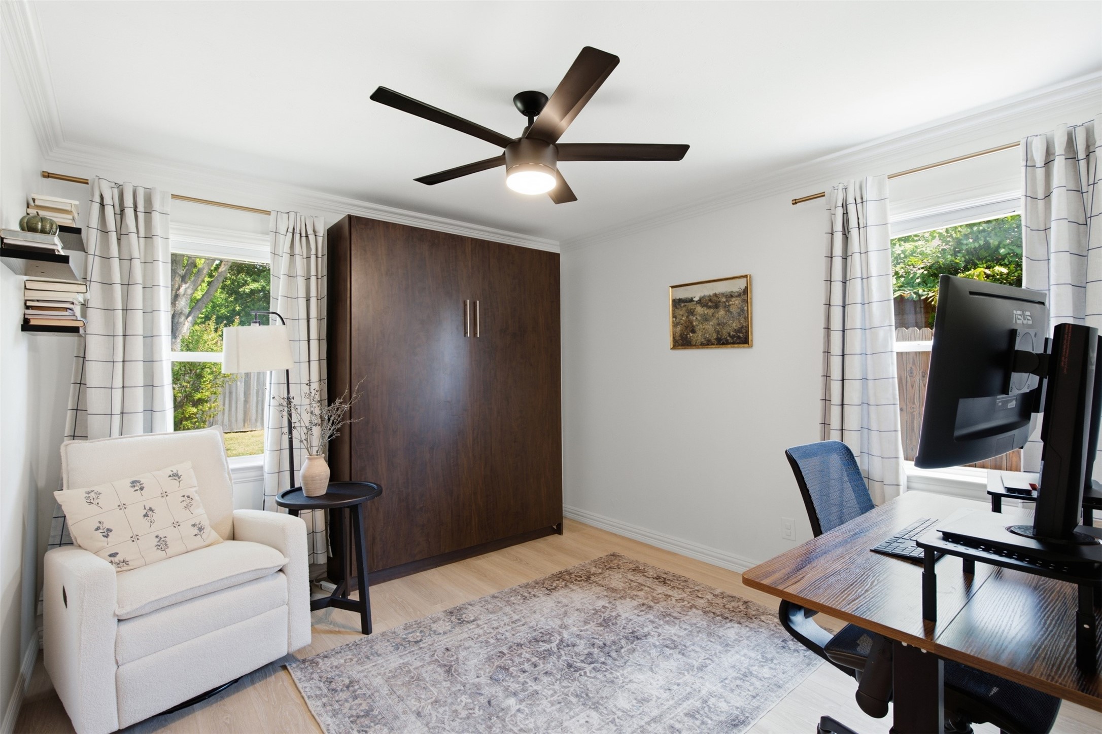 433 La Salle Drive