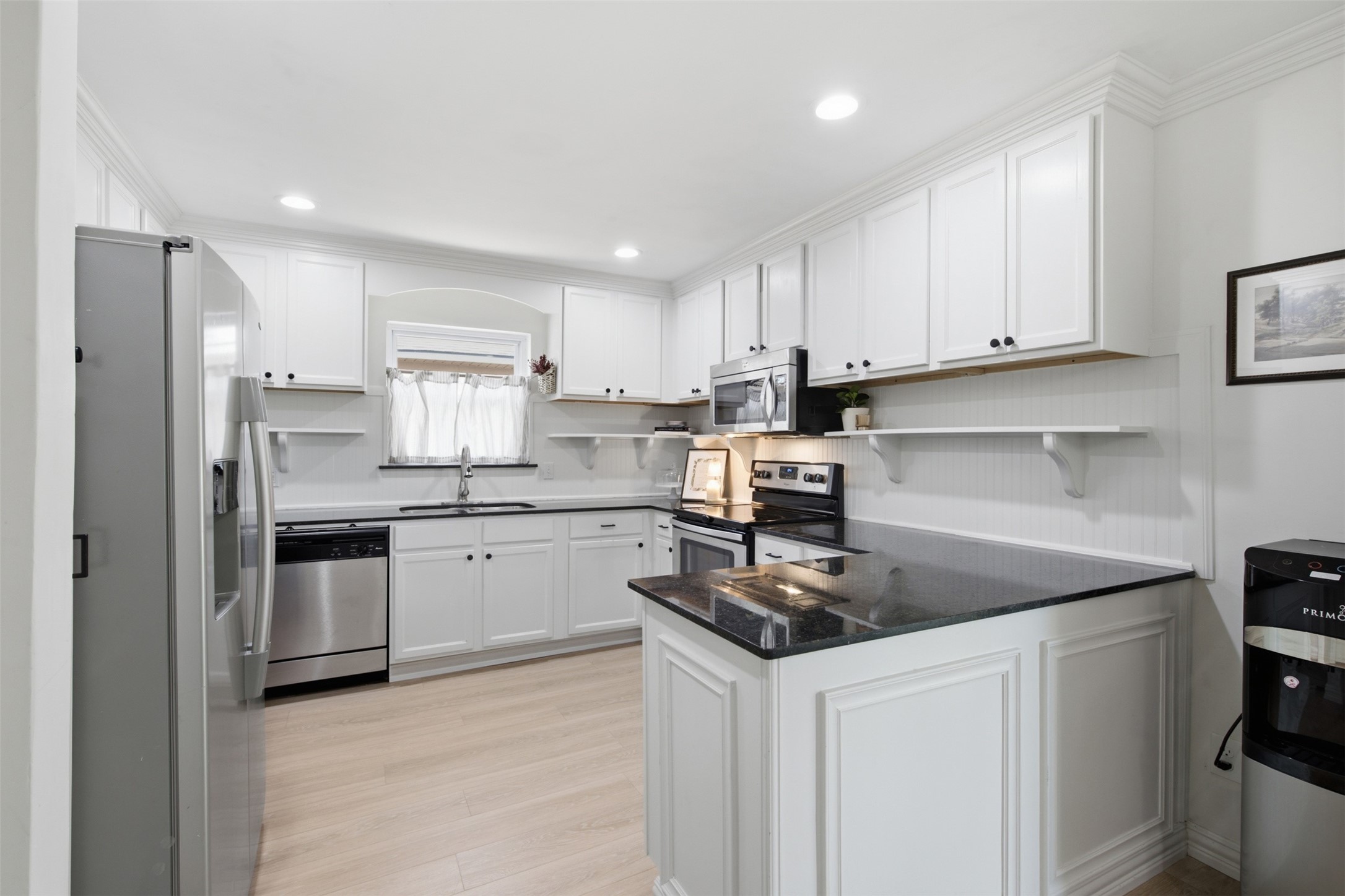 433 La Salle Drive