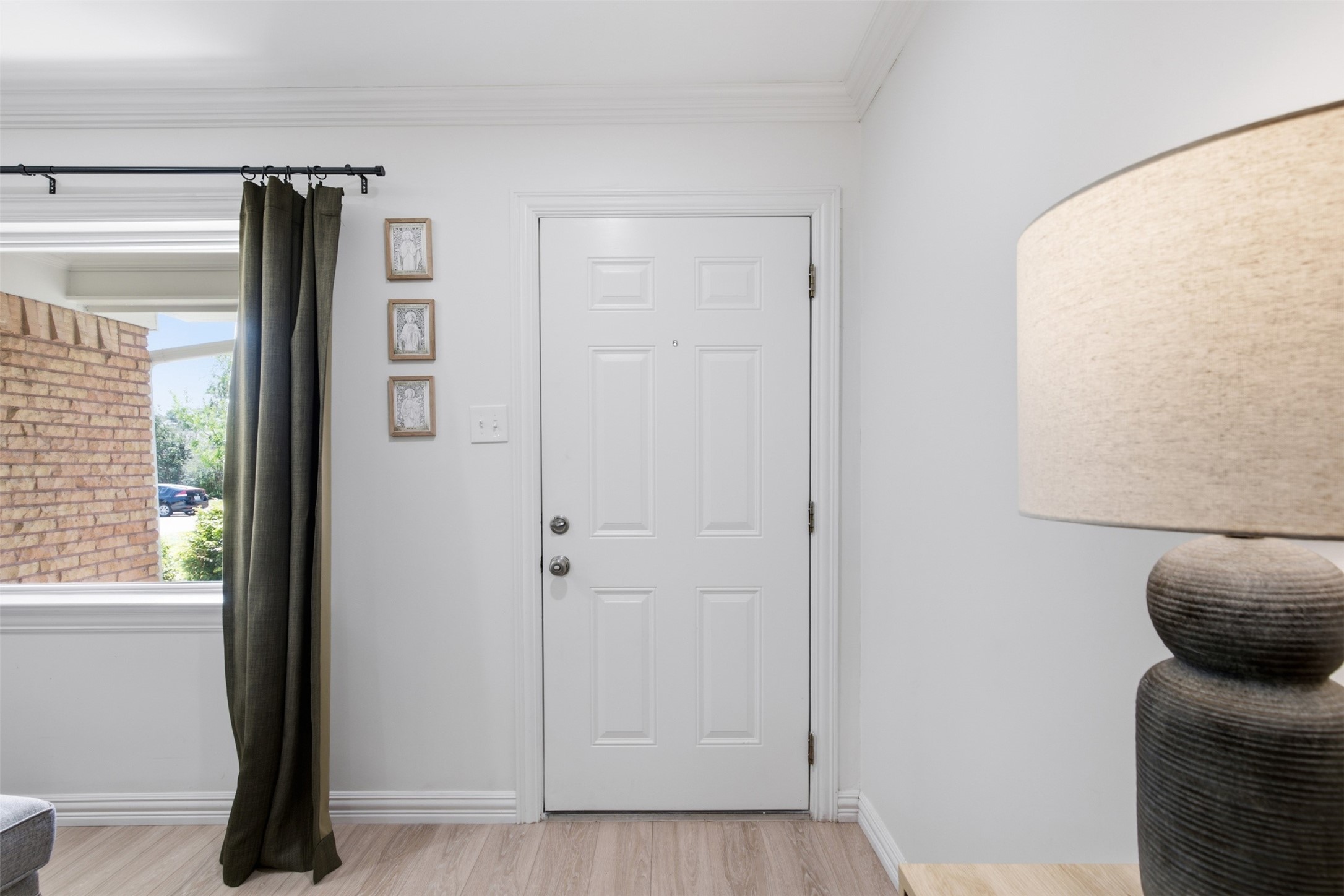 433 La Salle Drive