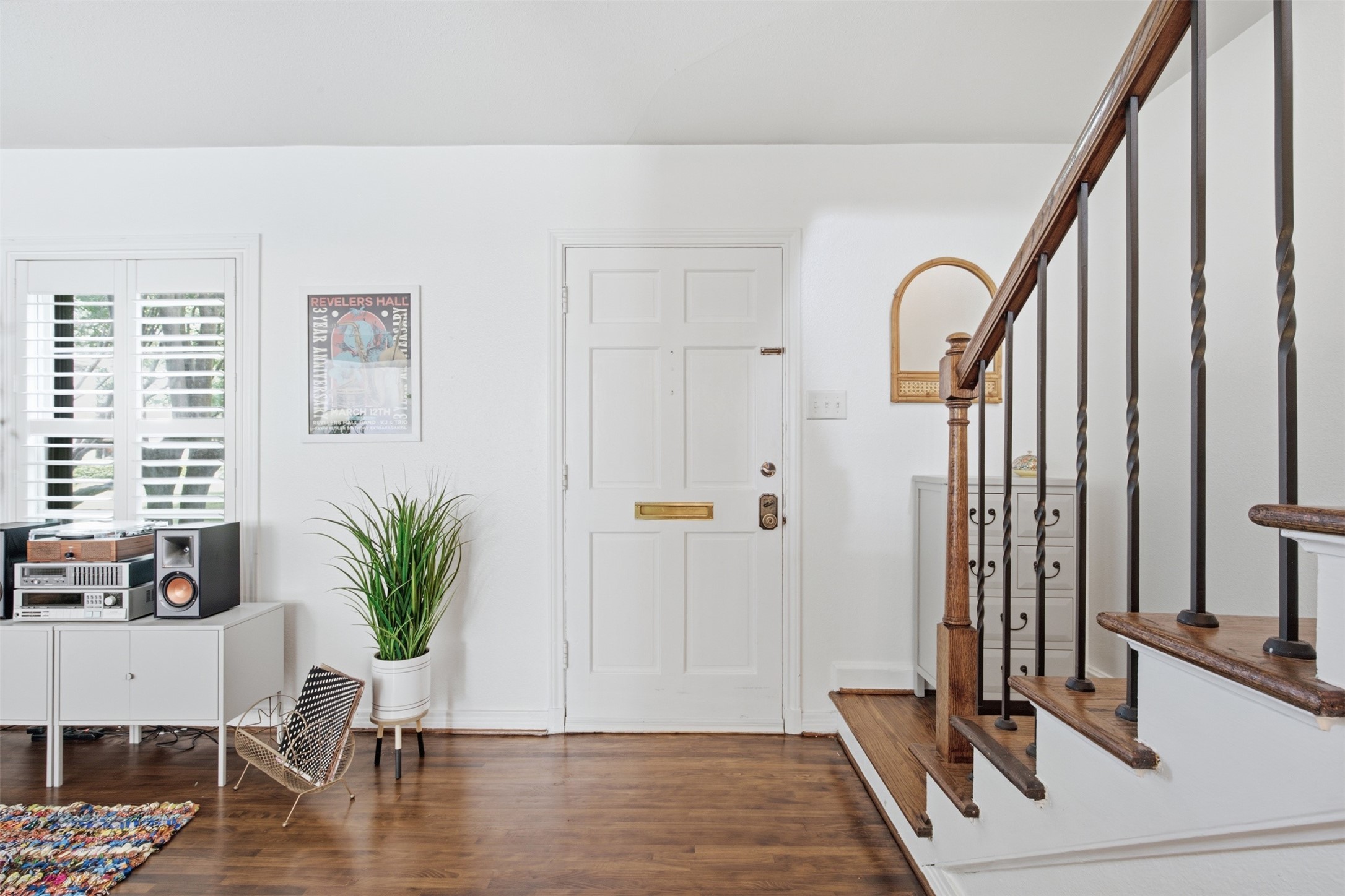 6355 Oriole Drive 6355