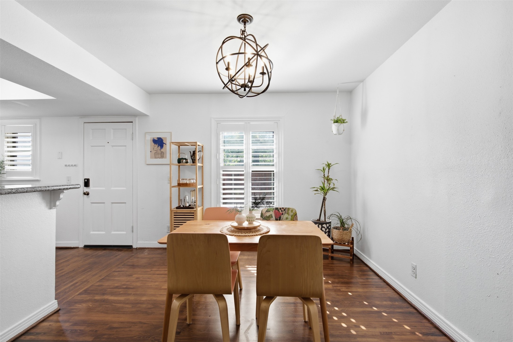 6355 Oriole Drive 6355