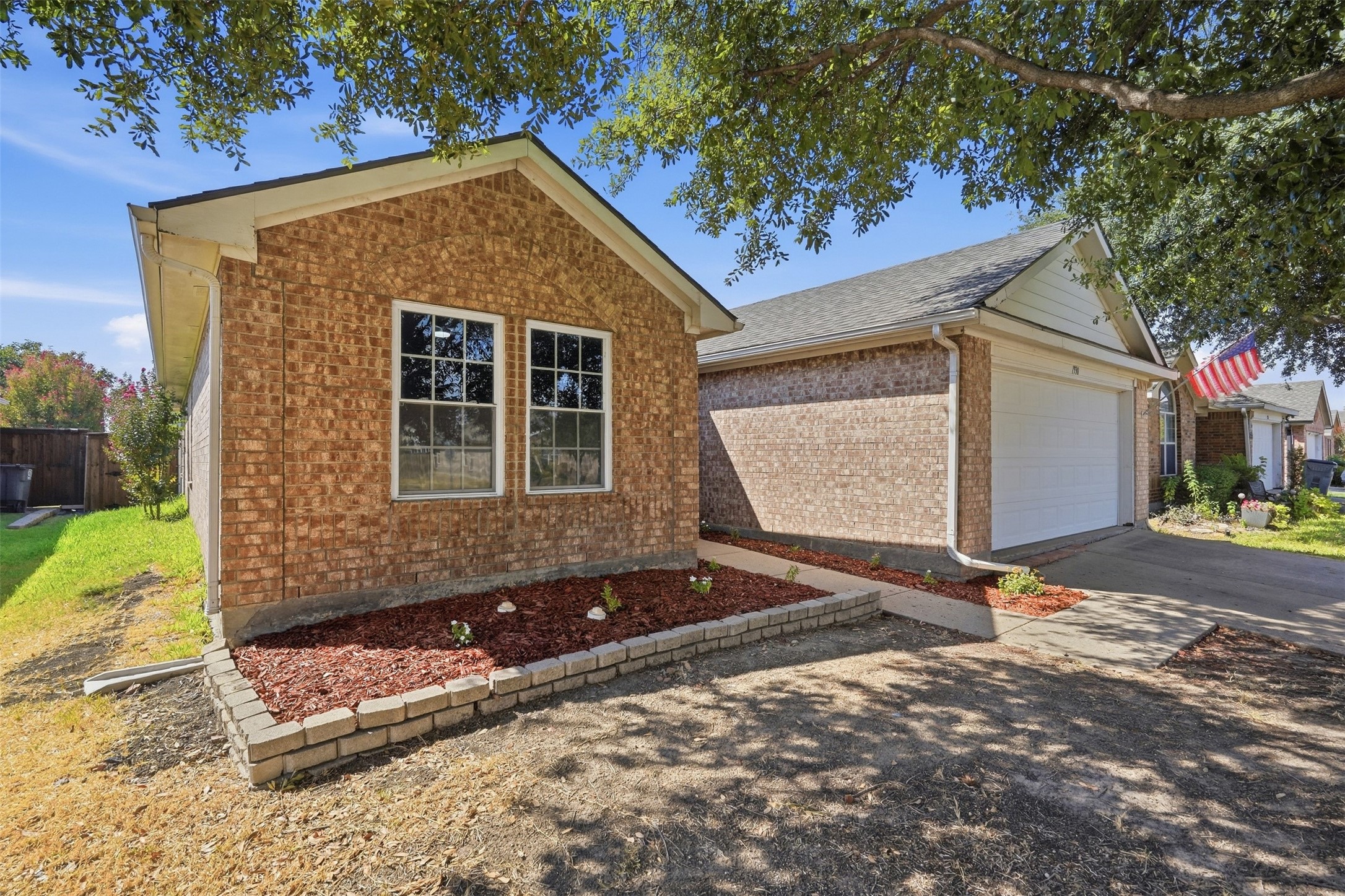 1930 Livingston Lane