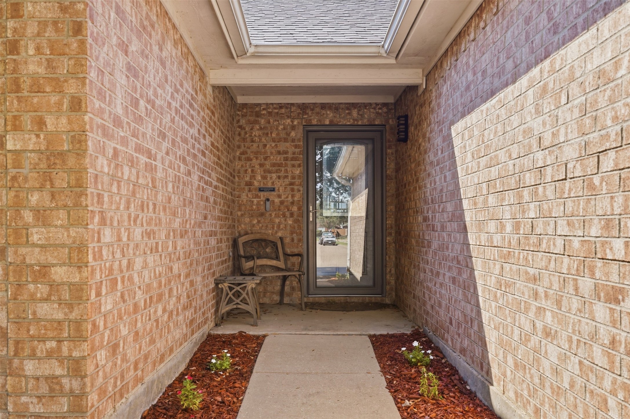 1930 Livingston Lane