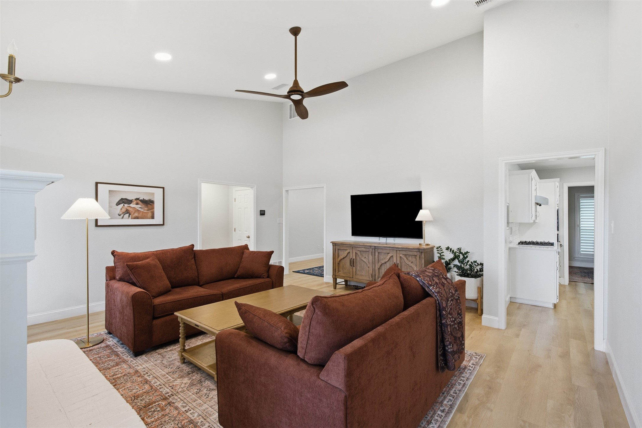 121 Lansdowne Circle