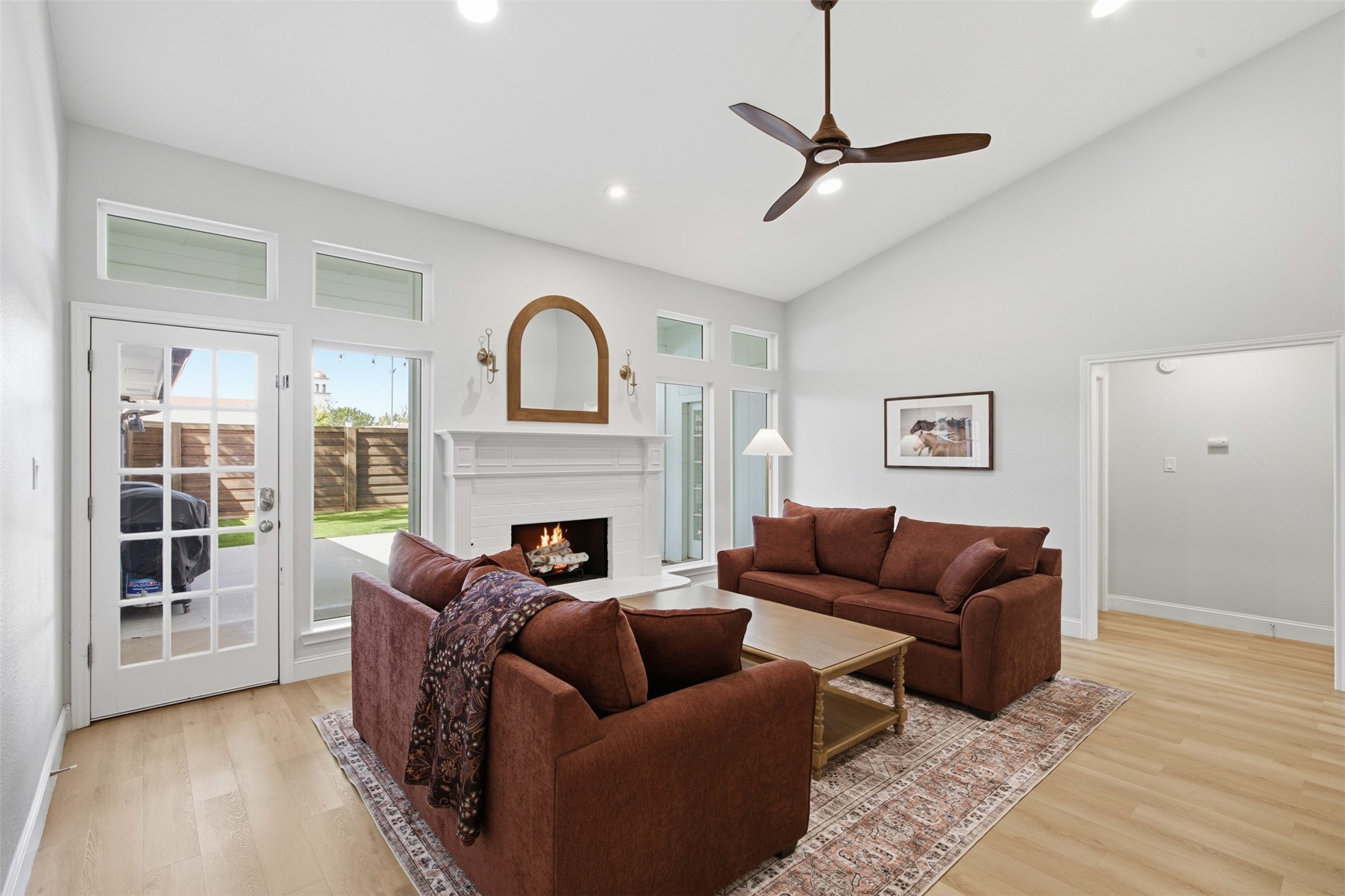 121 Lansdowne Circle