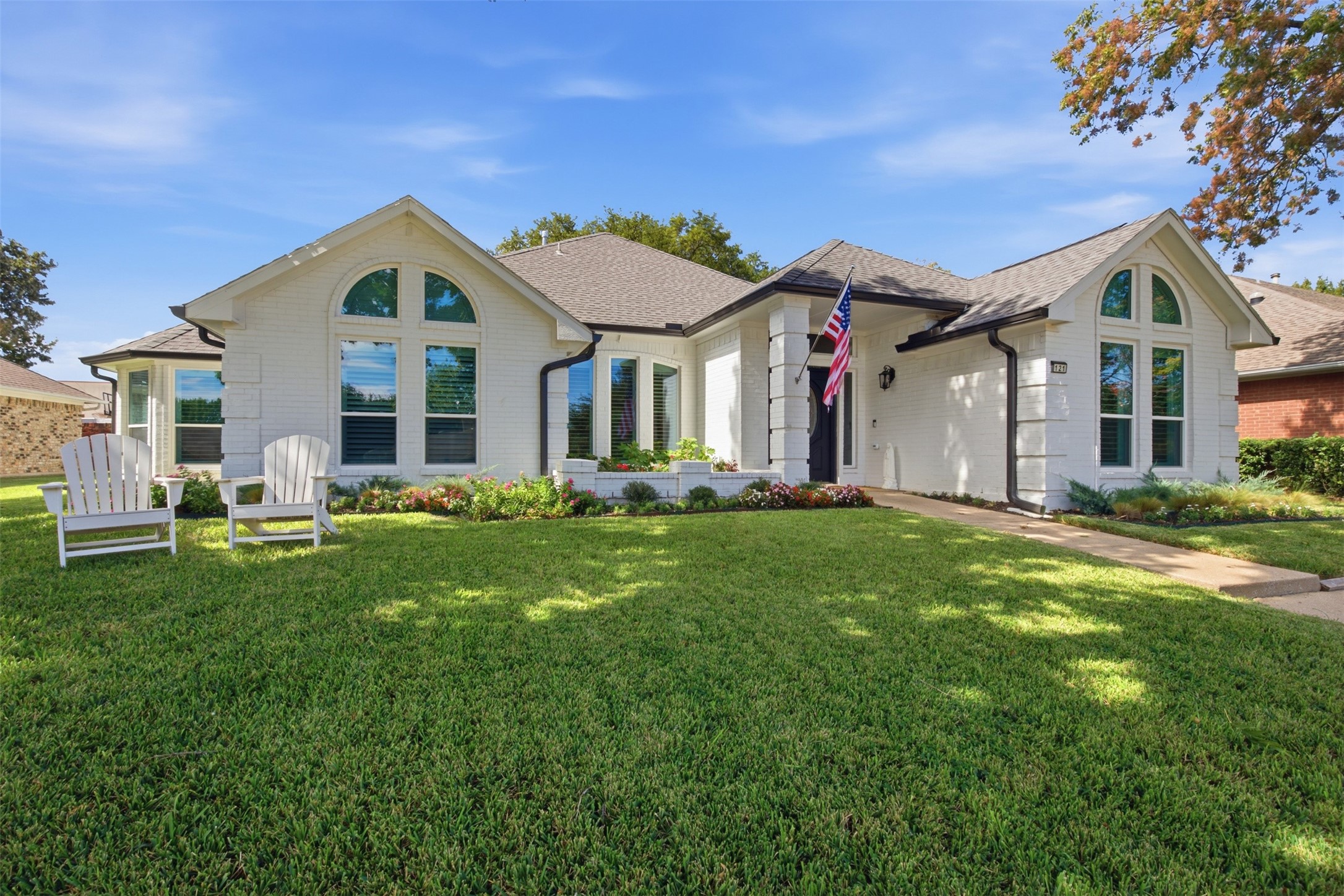 121 Lansdowne Circle