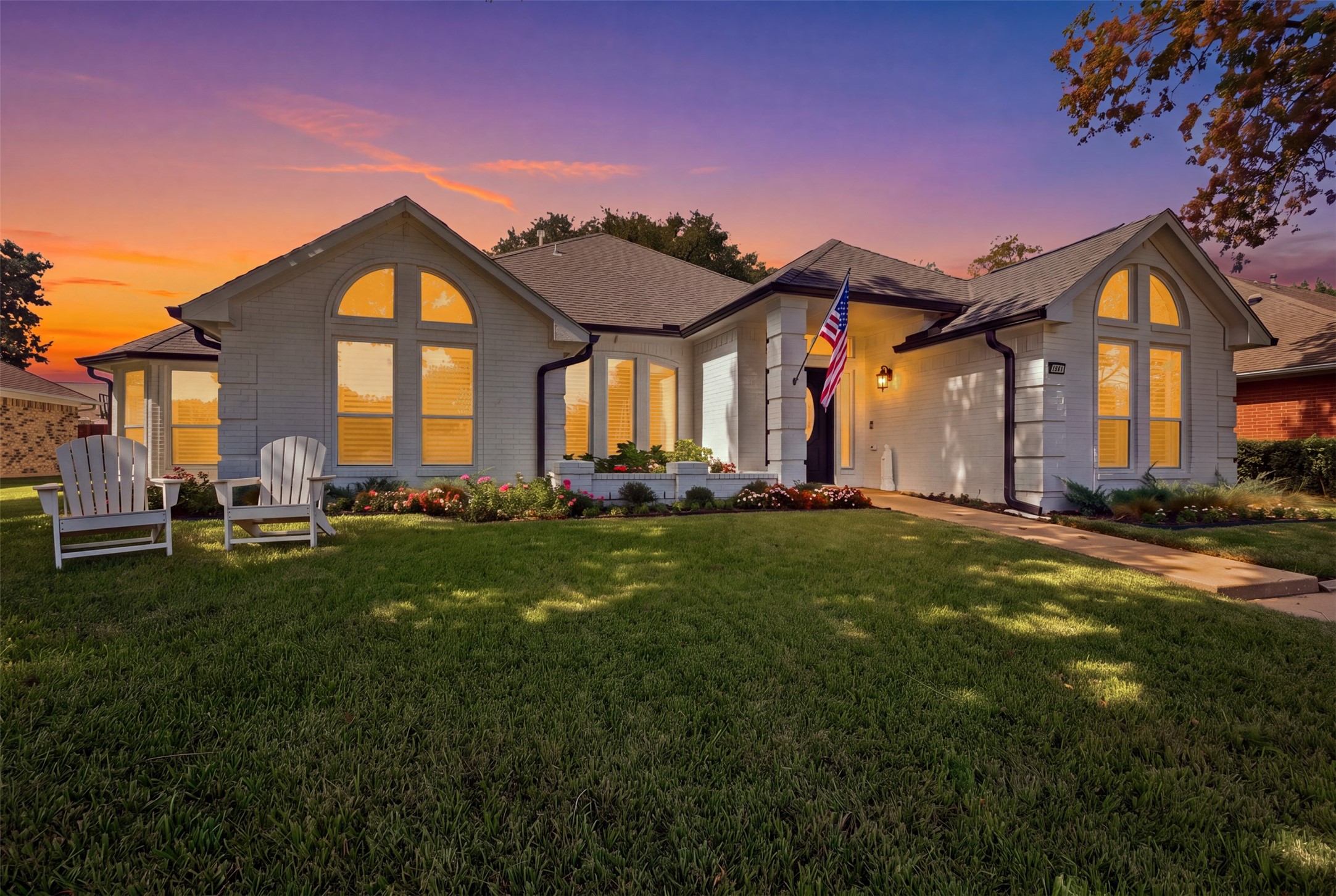 121 Lansdowne Circle