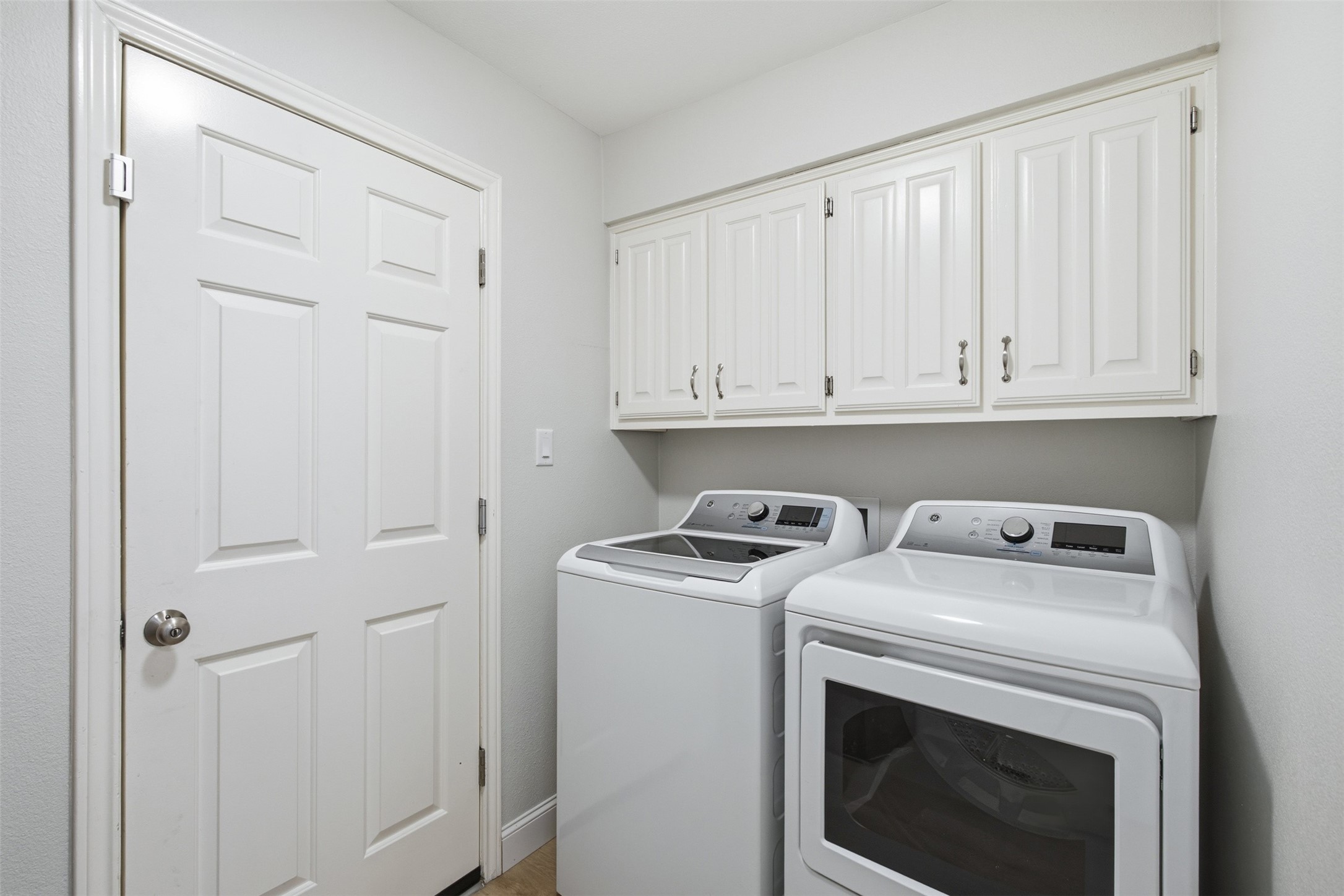 121 Lansdowne Circle