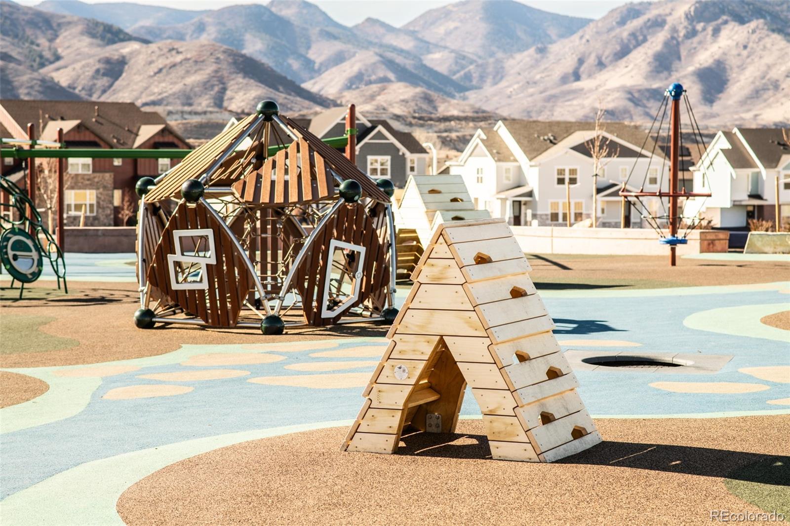 8275 Hunts Peak Street