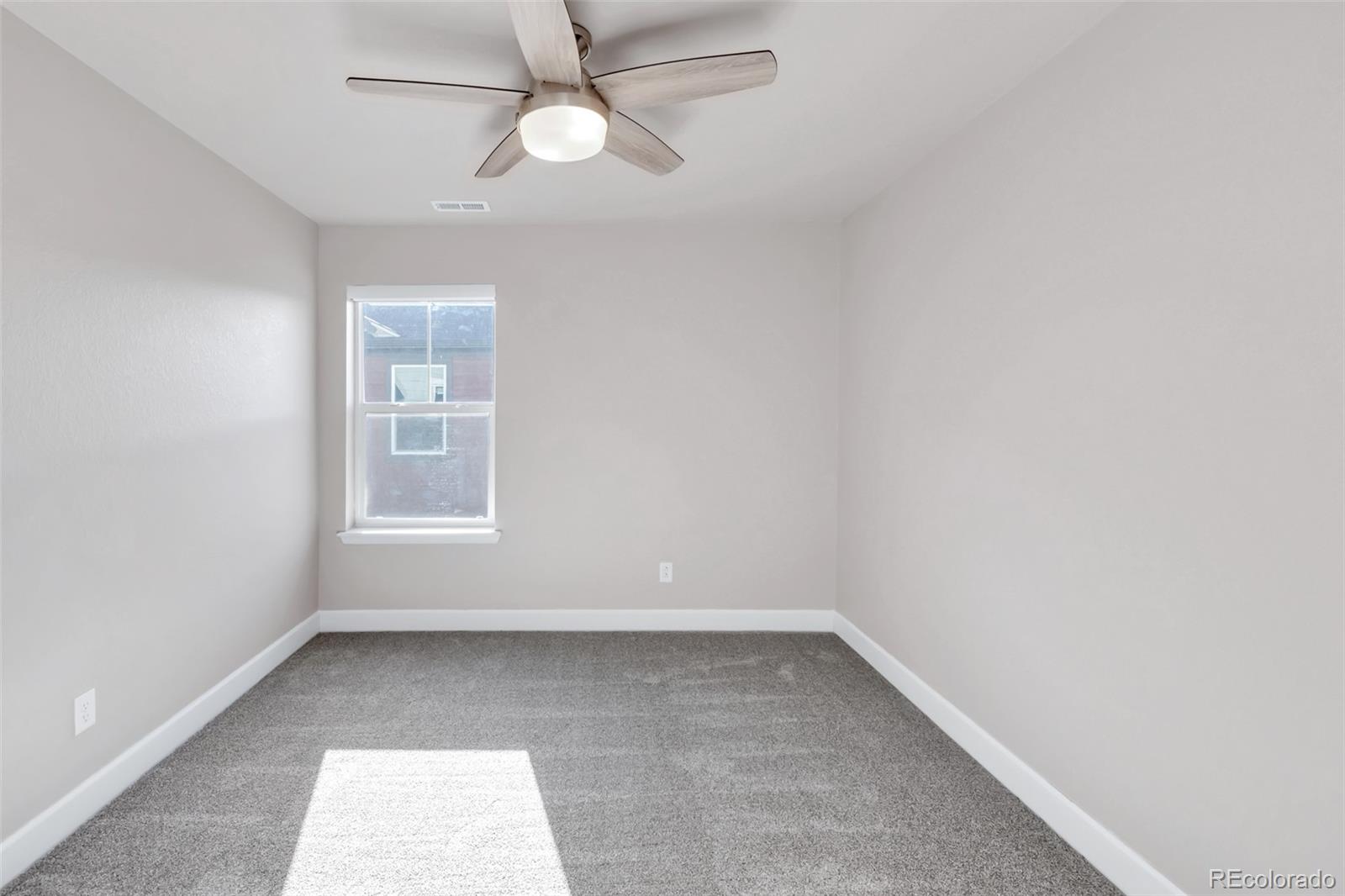 8275 Hunts Peak Street