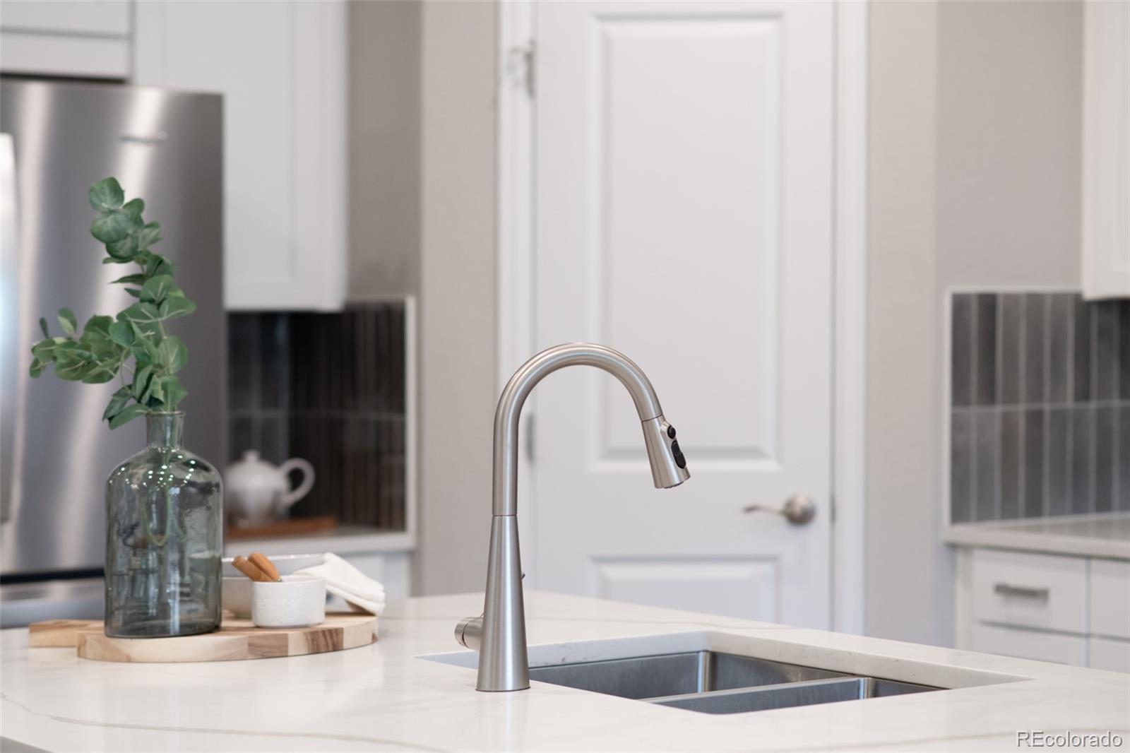 8275 Hunts Peak Street