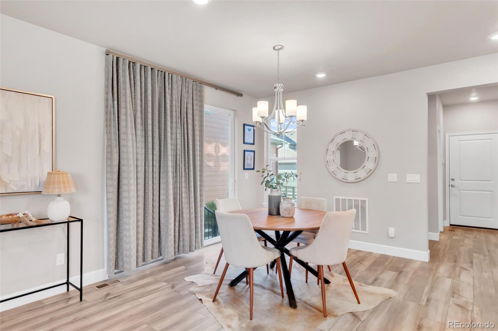 8275 Hunts Peak Street