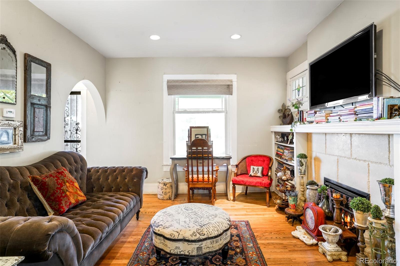 2738 W 38th Avenue