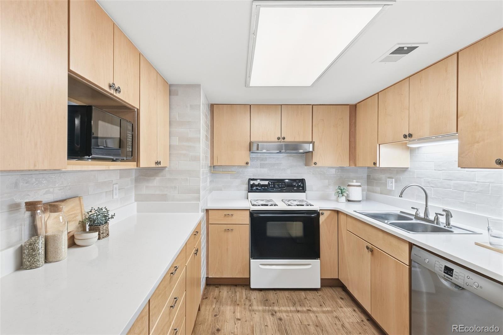 6745 E Arizona Avenue Unit: D