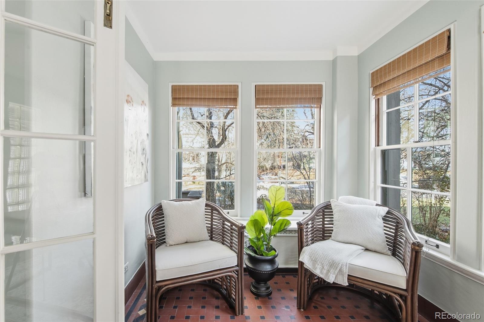 2057 Clermont Street