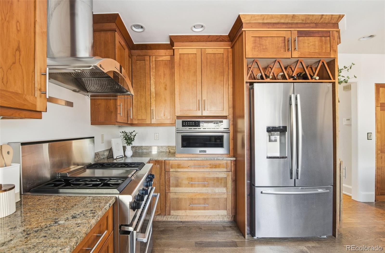 2057 Clermont Street