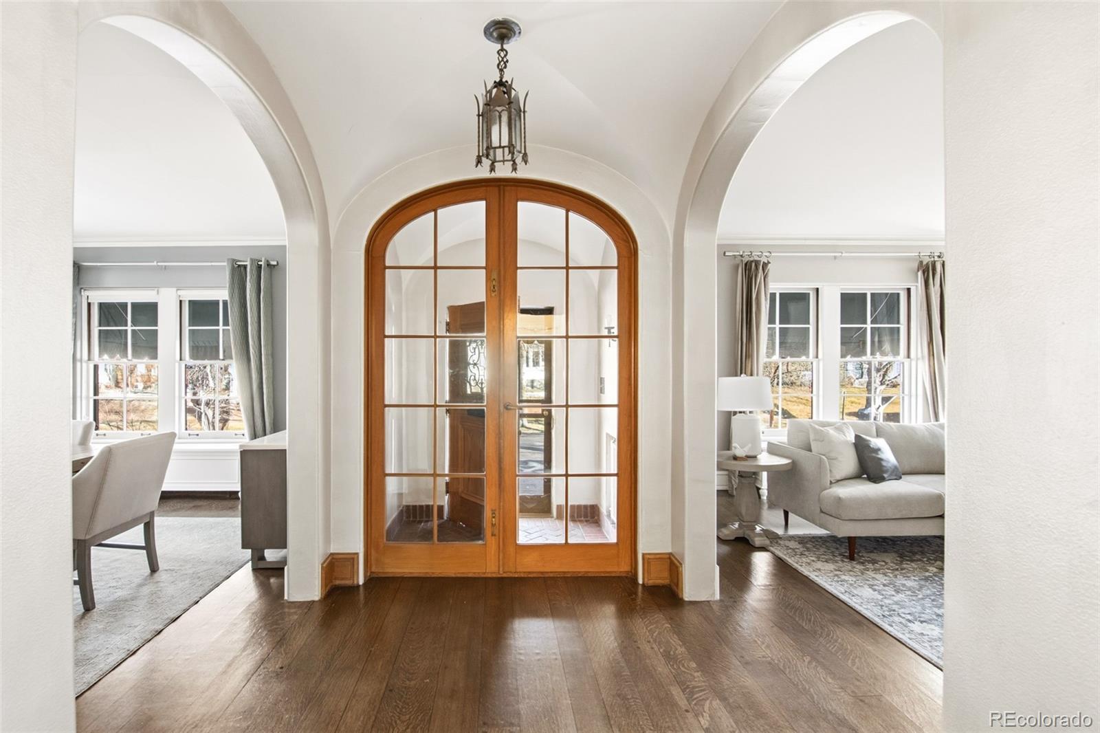 2057 Clermont Street