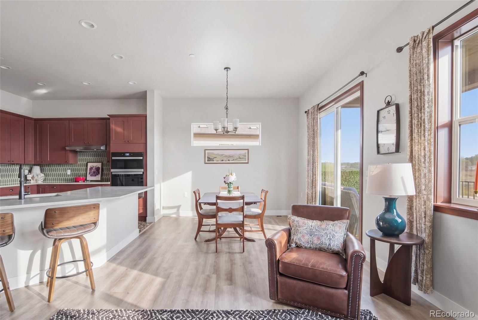 837 W 129th Place