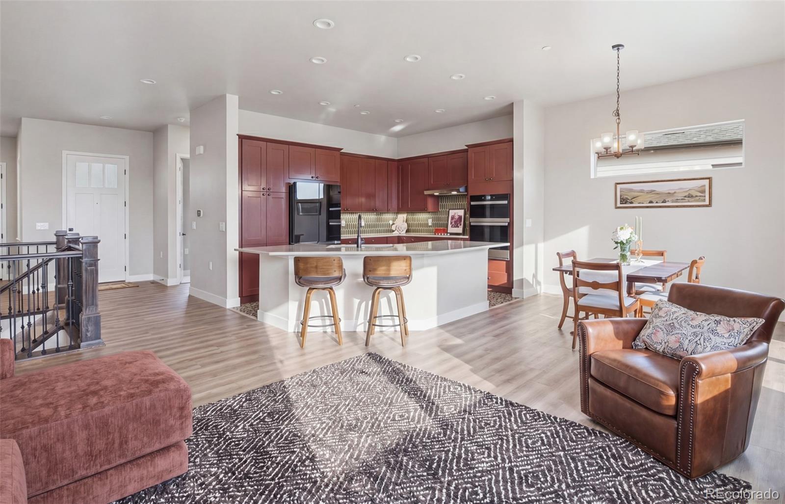 837 W 129th Place