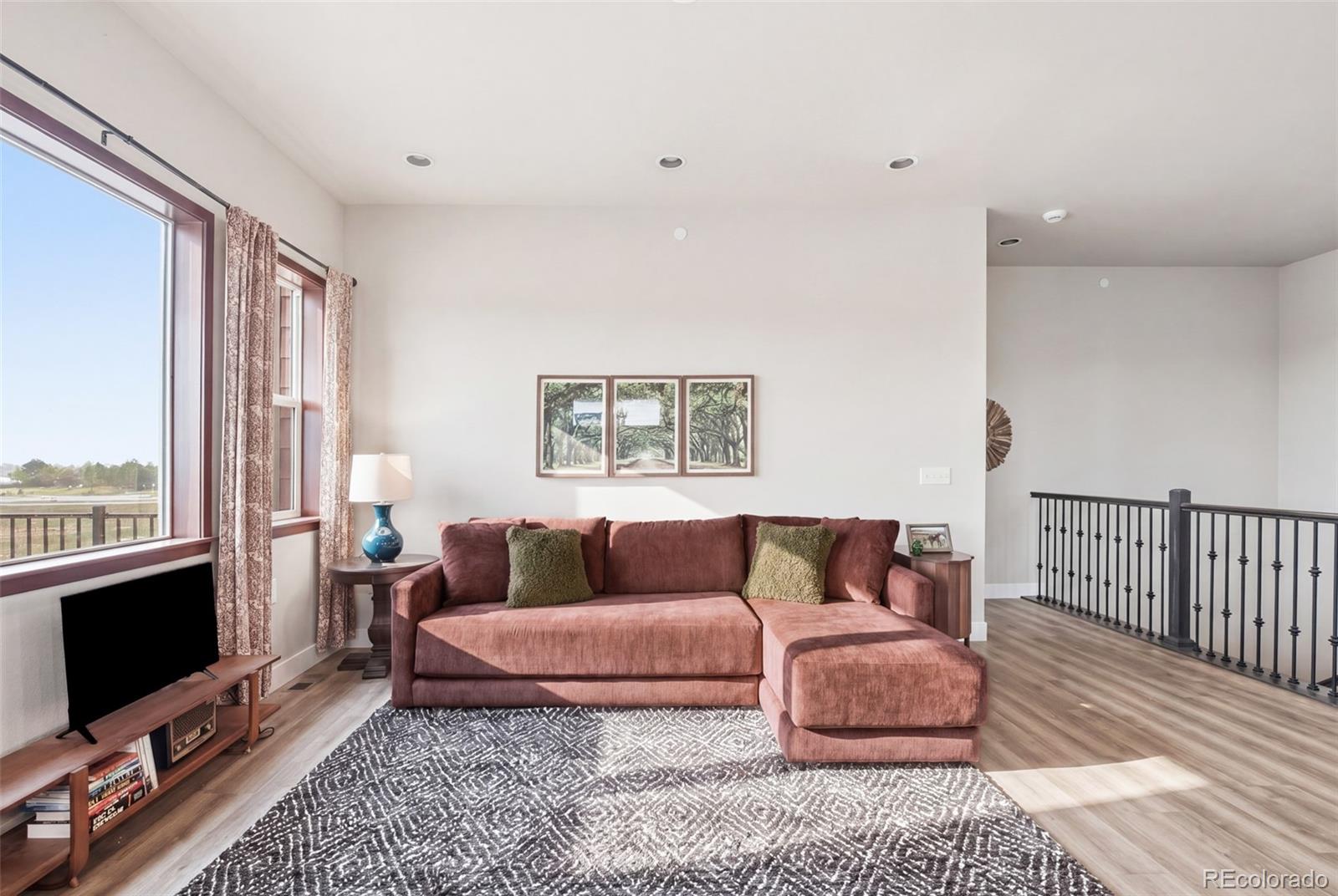 837 W 129th Place