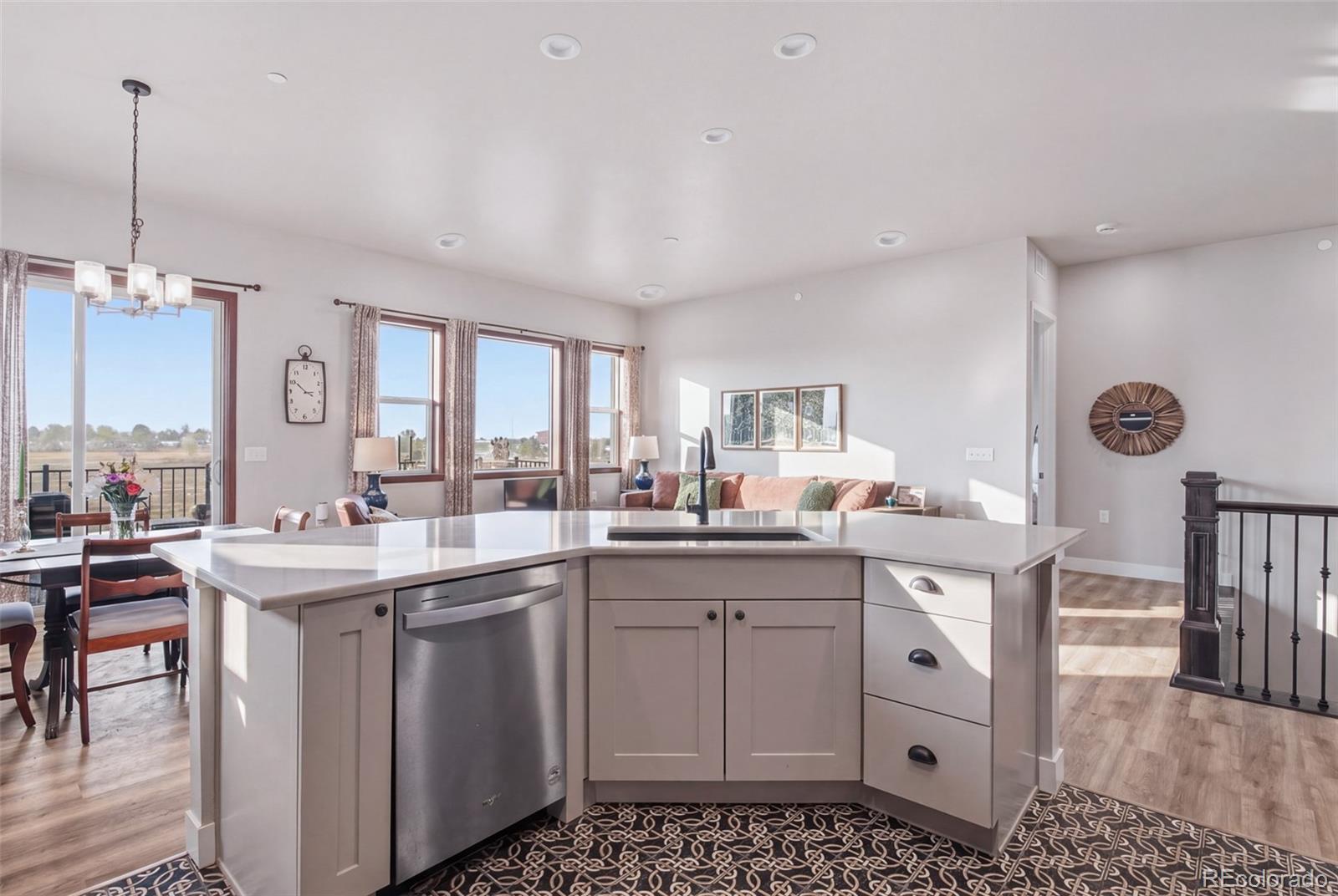 837 W 129th Place