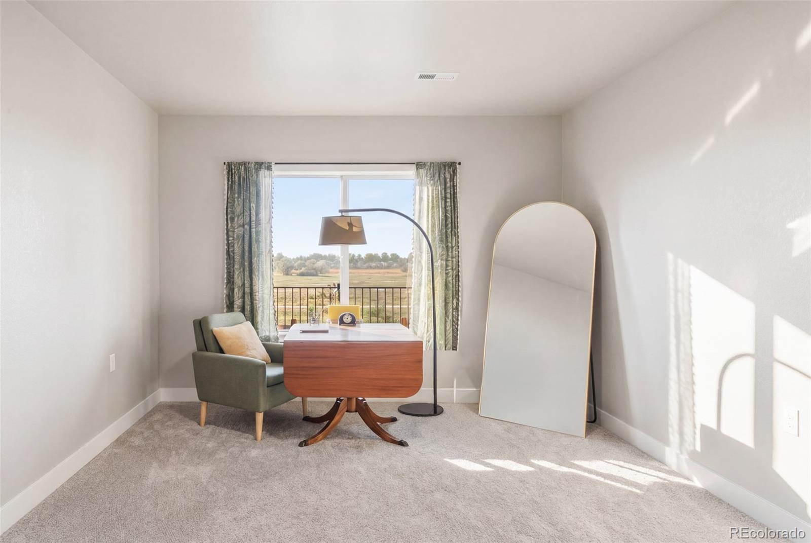 837 W 129th Place