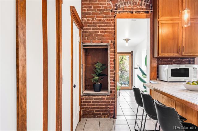 3336 Bryant Street