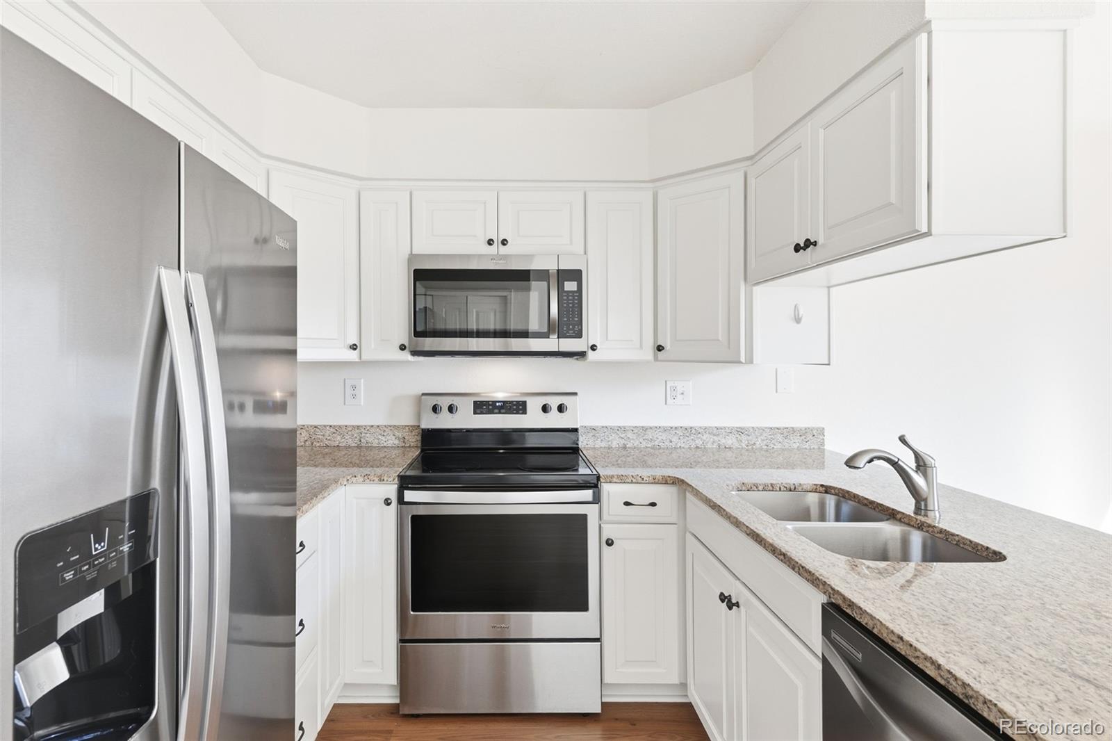 10846 Victorian Drive