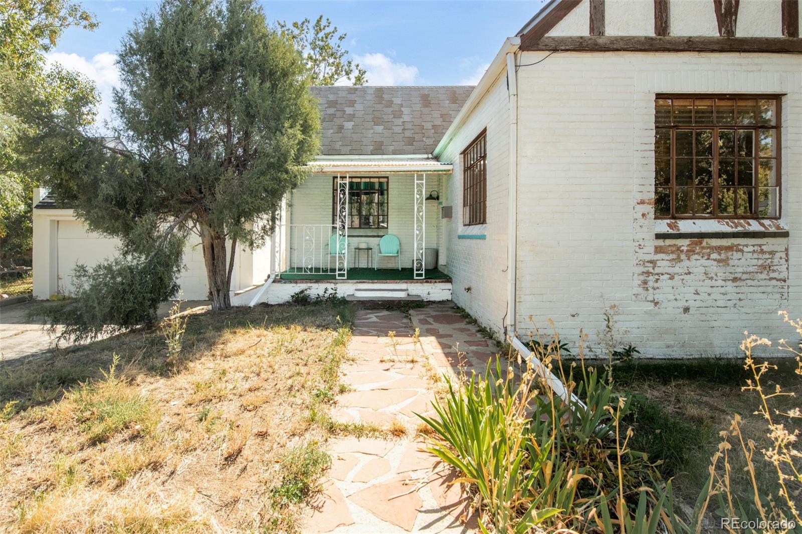 2526 W 44th Avenue