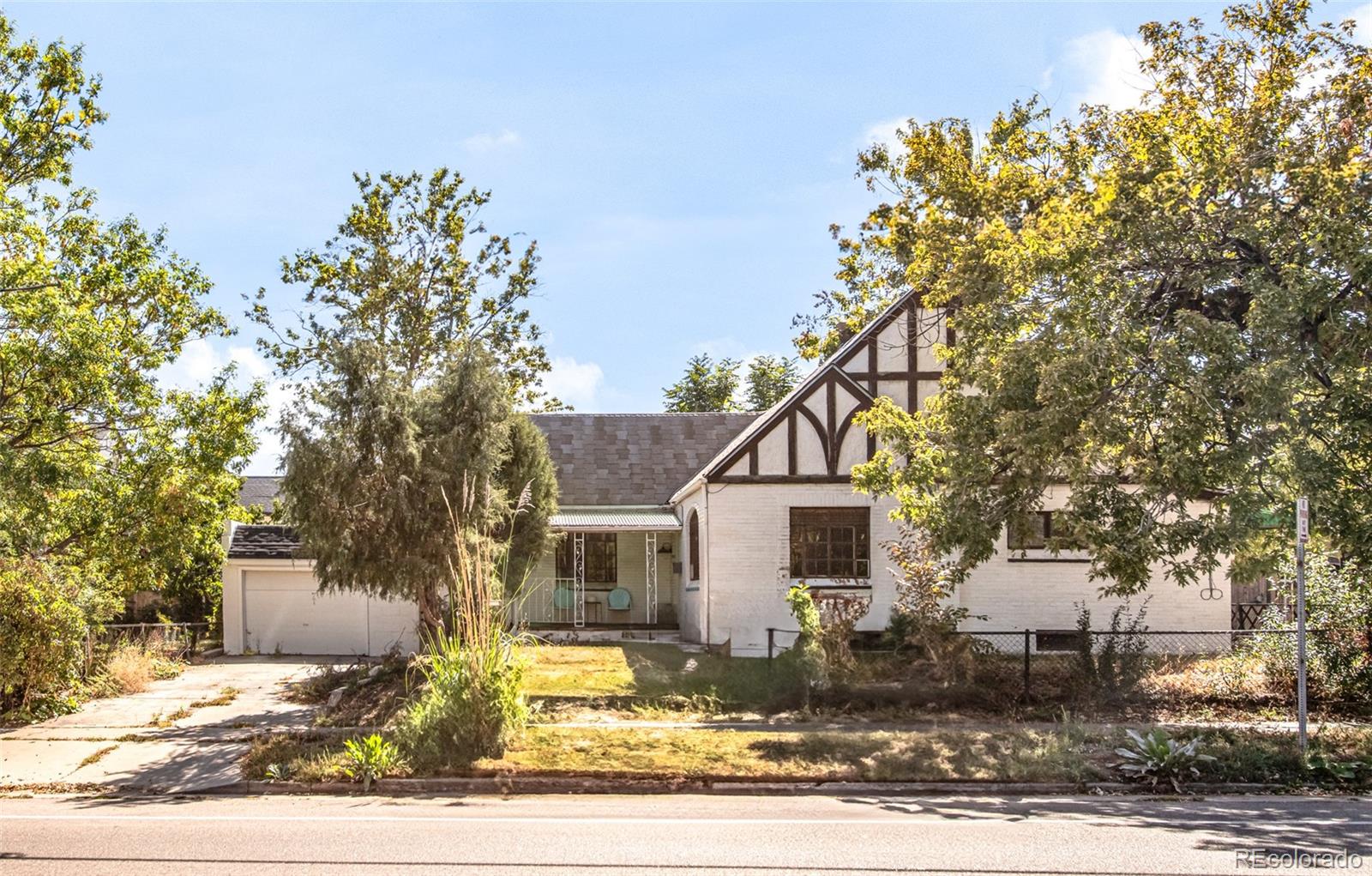 2526 W 44th Avenue