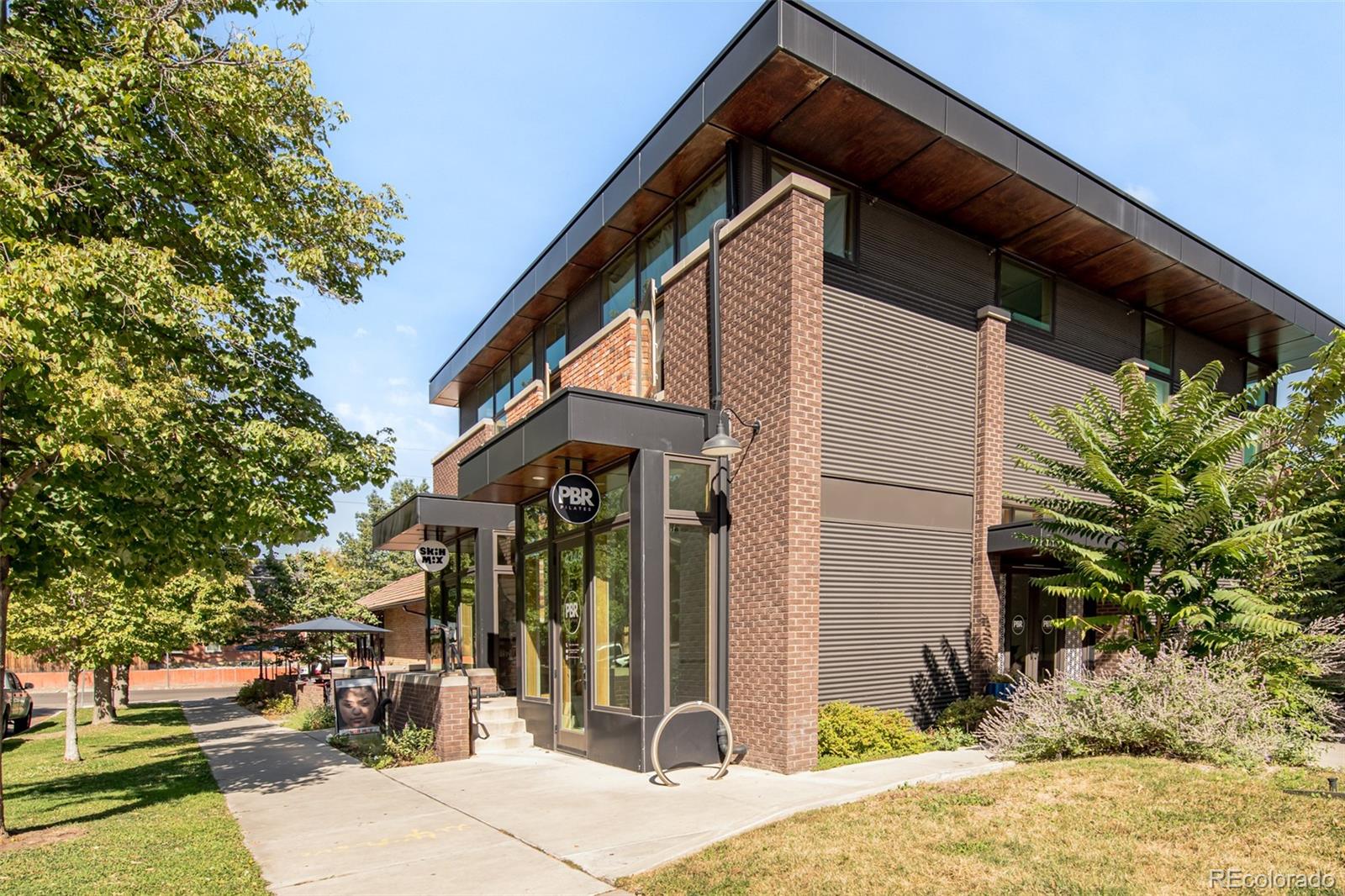 2526 W 44th Avenue