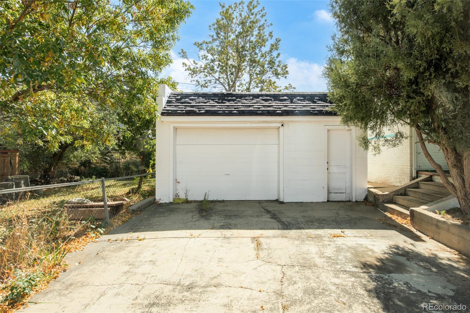 2526 W 44th Avenue