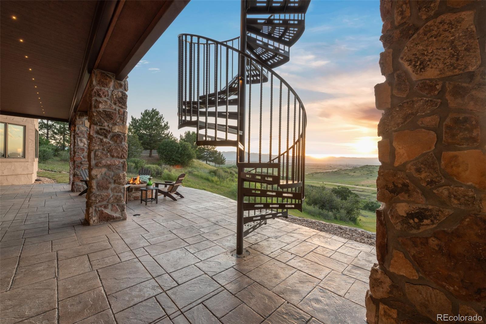 5575 Aspen Leaf Place