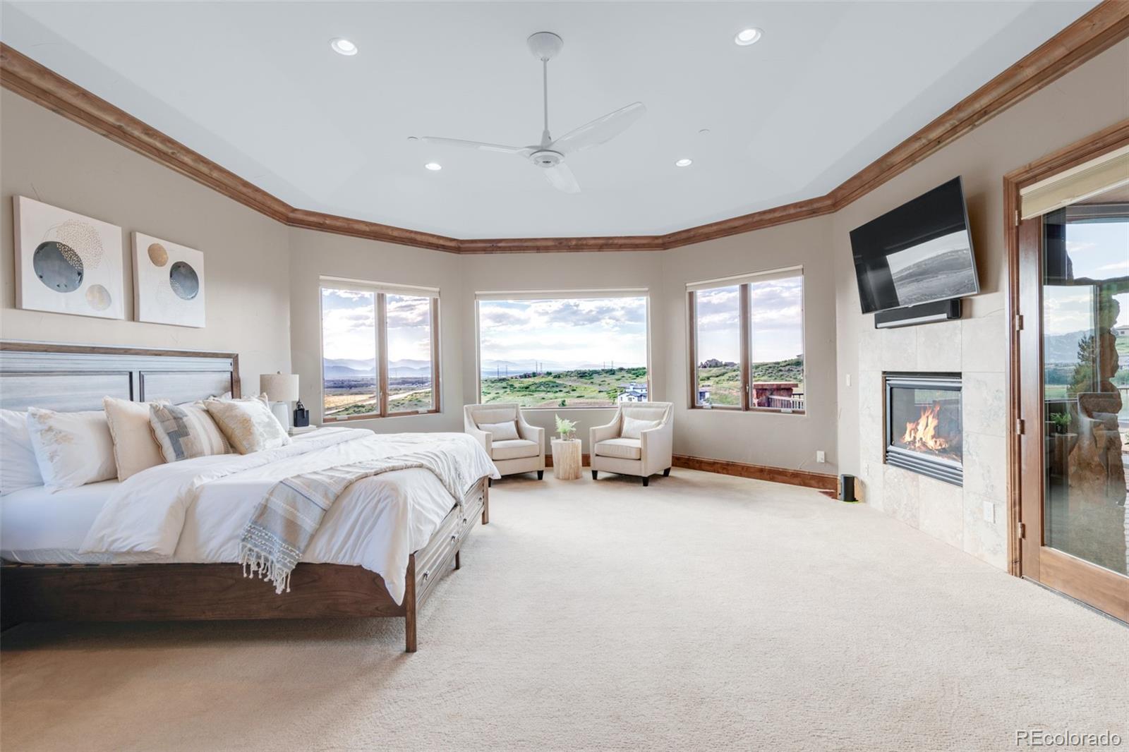 5575 Aspen Leaf Place