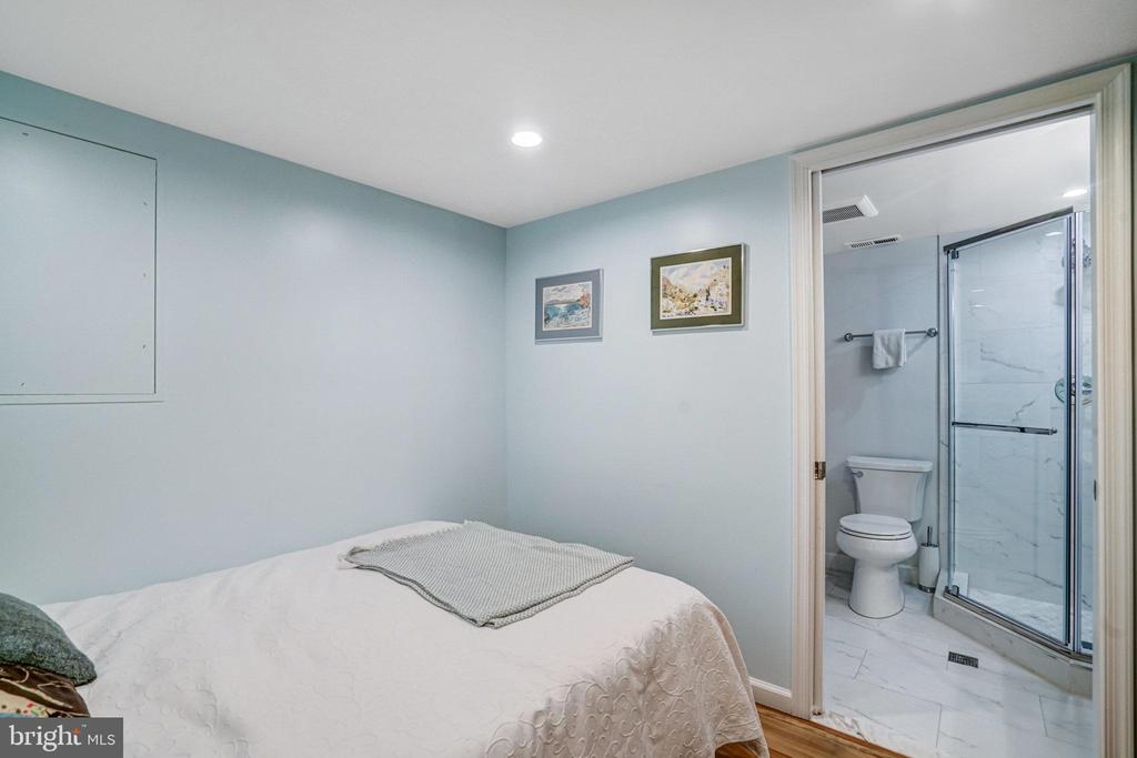 4603 36TH STREET S Unit: B