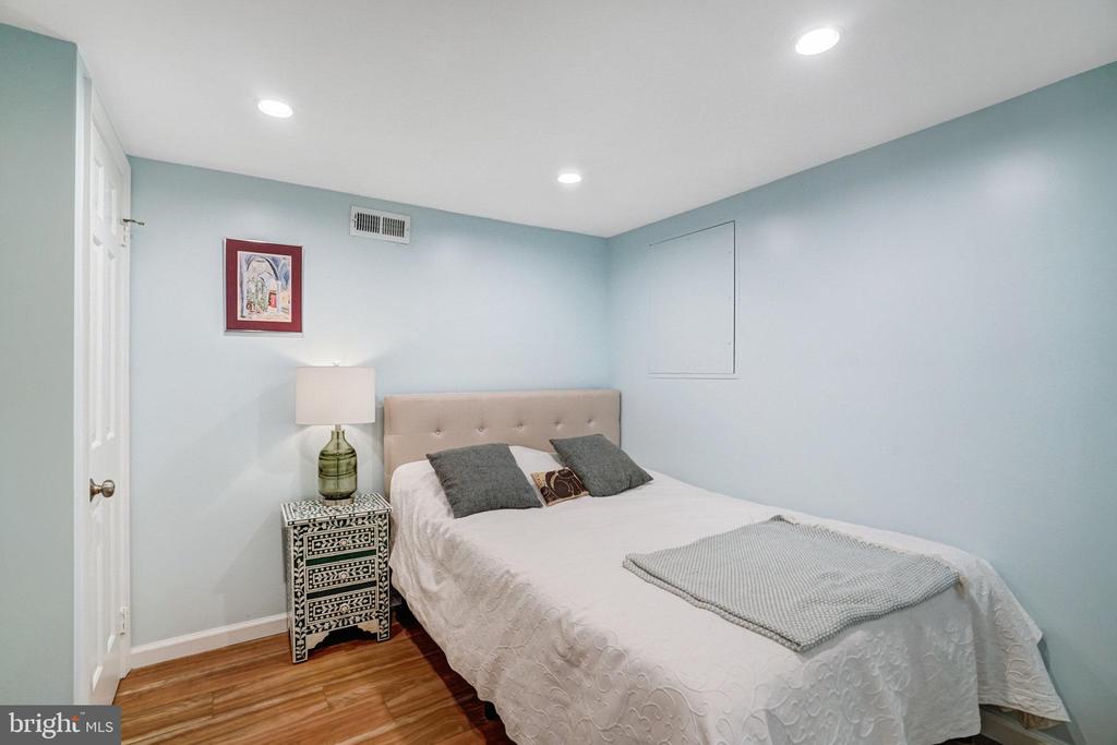 4603 36TH STREET S Unit: B