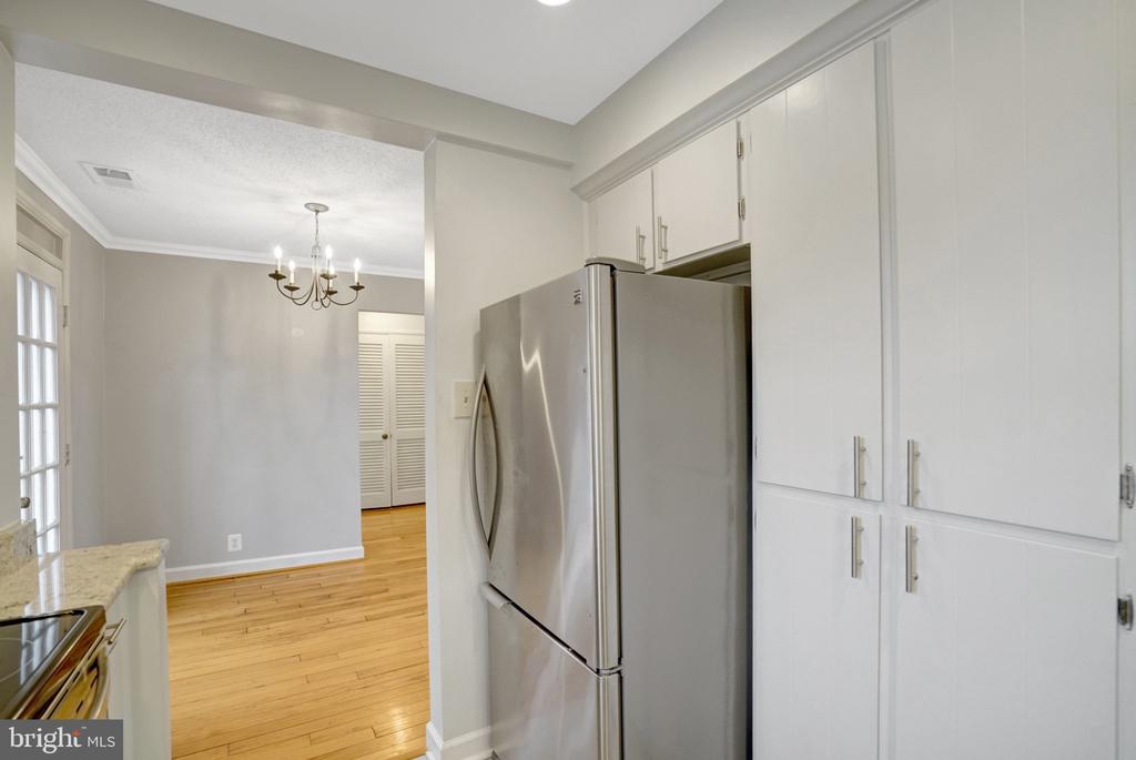 2873 S BUCHANAN STREET Unit: C2