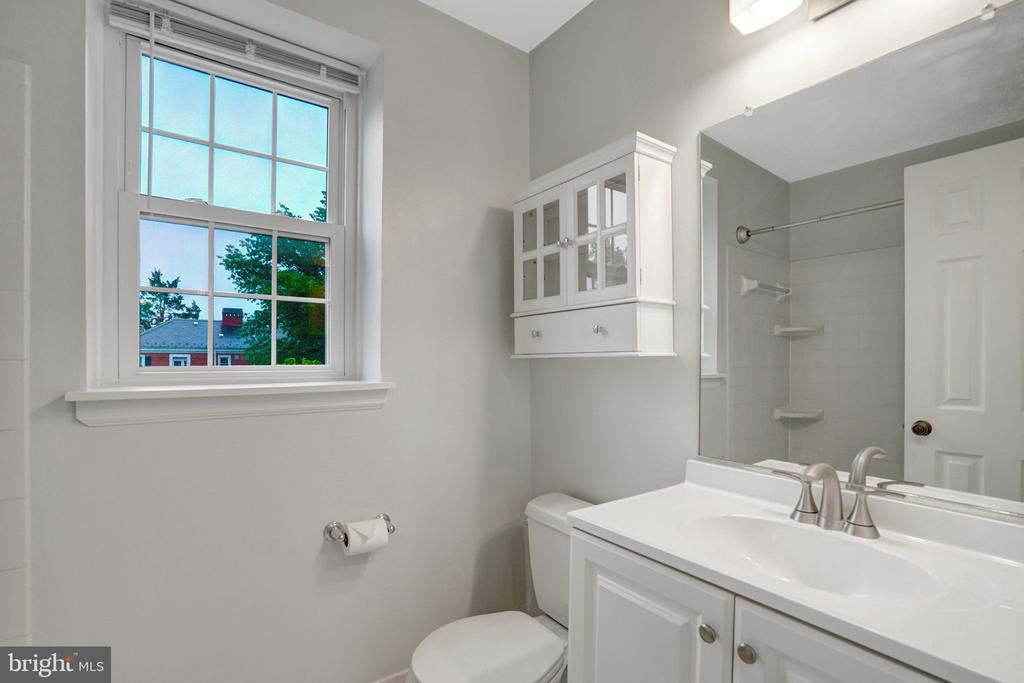 2873 S BUCHANAN STREET Unit: C2