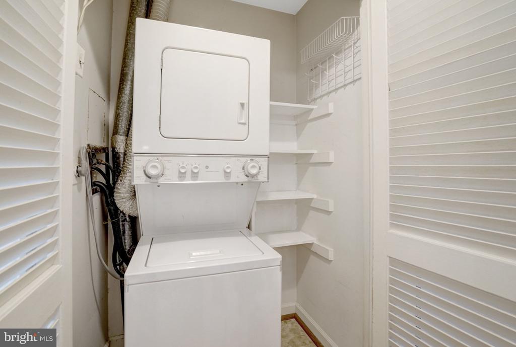 2873 S BUCHANAN STREET Unit: C2