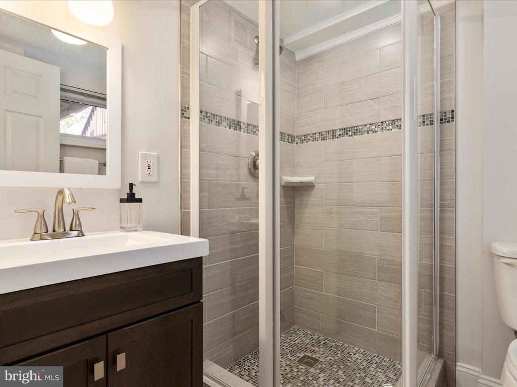 226 LYNHAVEN DRIVE