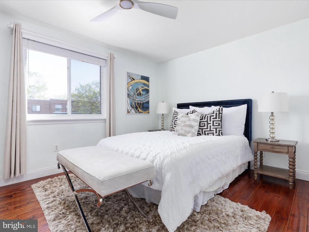 226 LYNHAVEN DRIVE