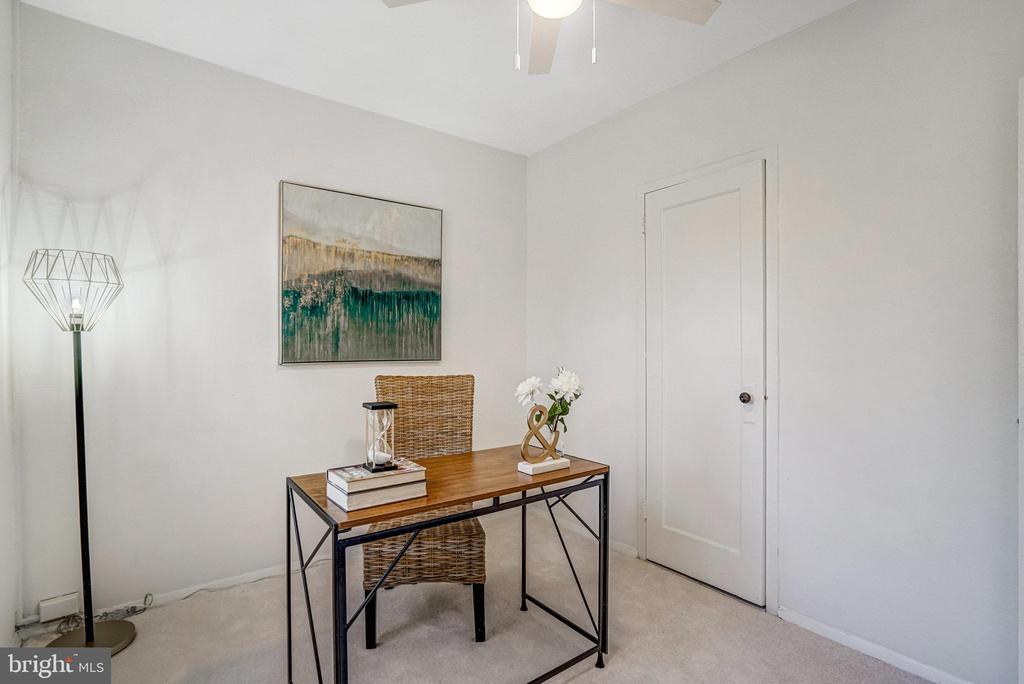1405 MARTHA CUSTIS DRIVE