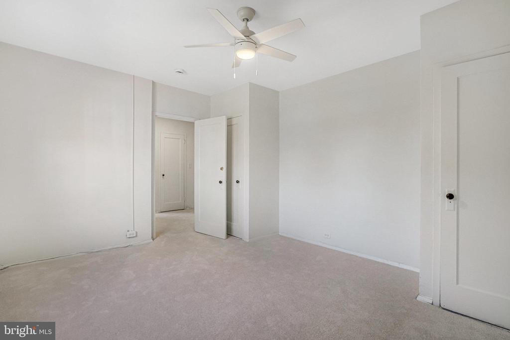 1405 MARTHA CUSTIS DRIVE