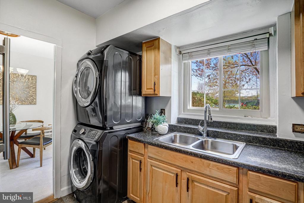1405 MARTHA CUSTIS DRIVE