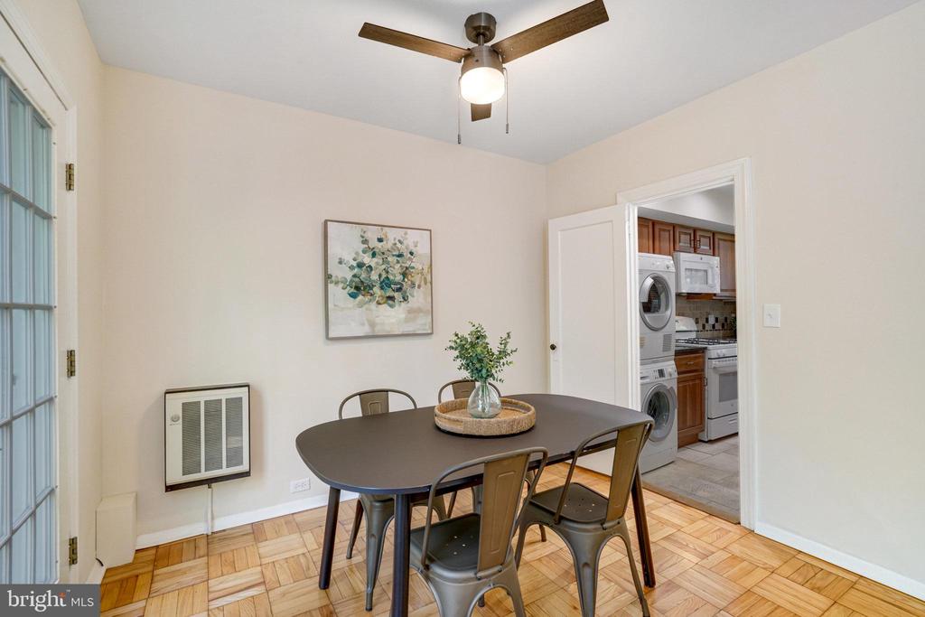 3736 GUNSTON ROAD