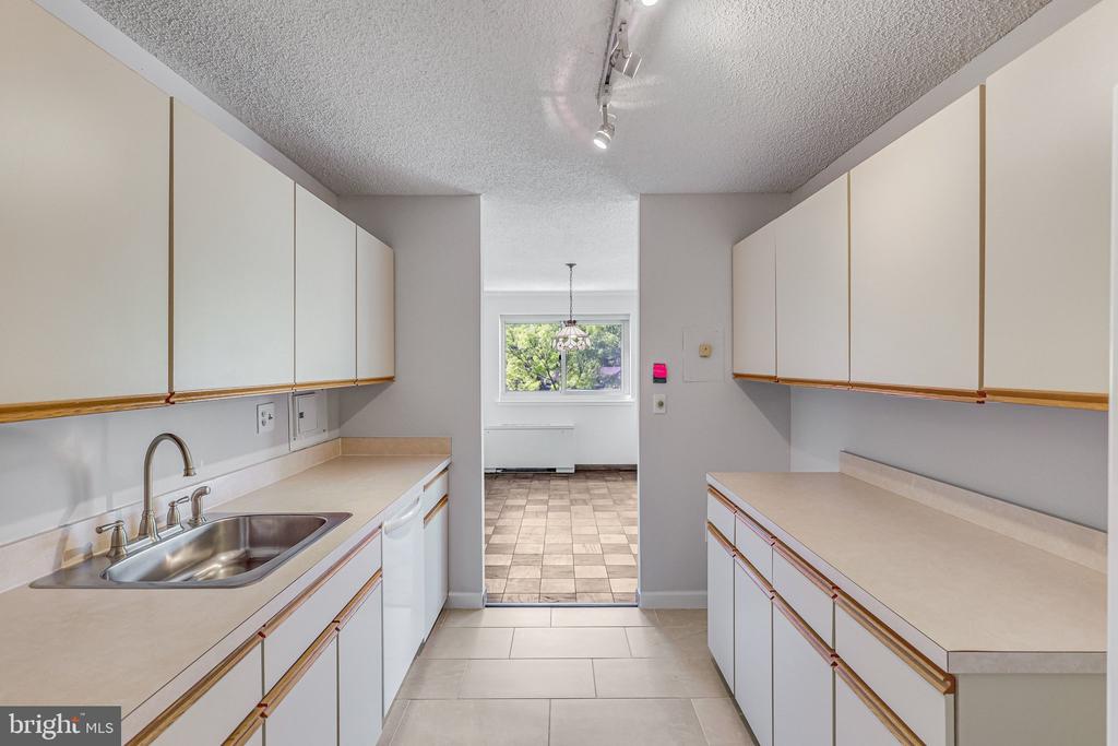 1225 MARTHA CUSTIS DRIVE Unit: 417
