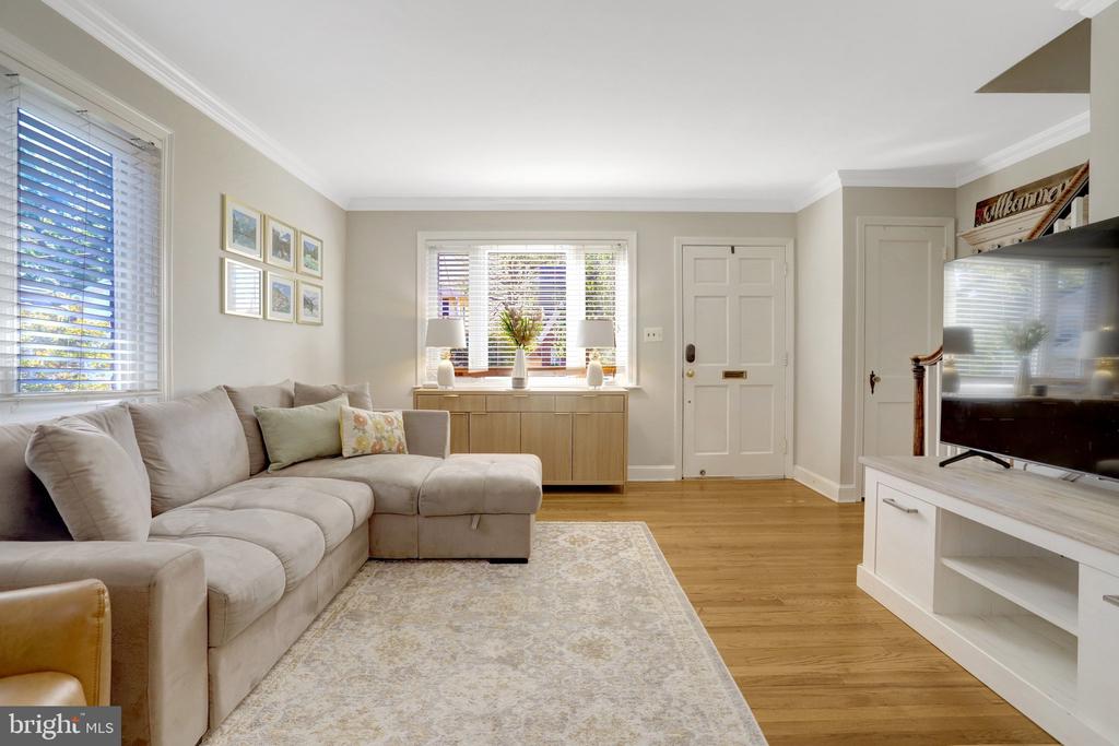 208 E BELLEFONTE AVENUE Unit: A
