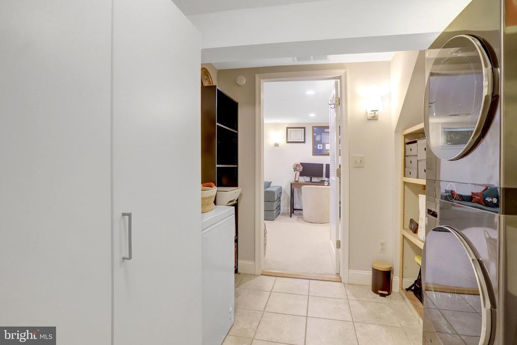 208 E BELLEFONTE AVENUE Unit: A